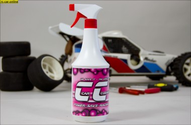 cleaning rc car